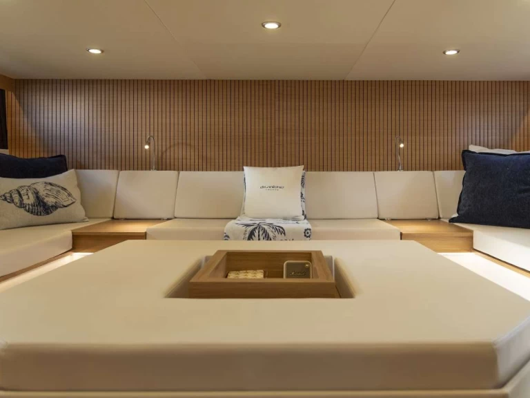 Pronájem lodi Palm Beach lákavé ceny La Ondina