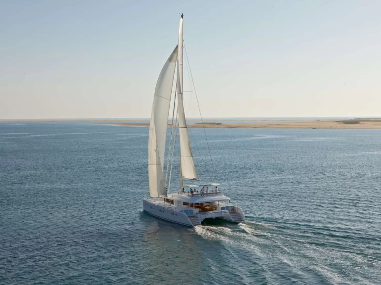 Pronájem Jachta Lagoon s licencí