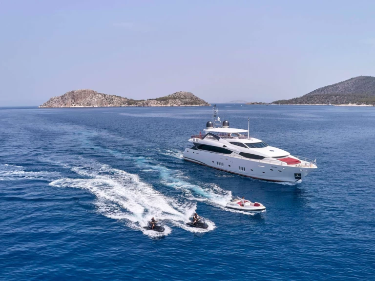 Pronájem Jachta Sunseeker s licencí