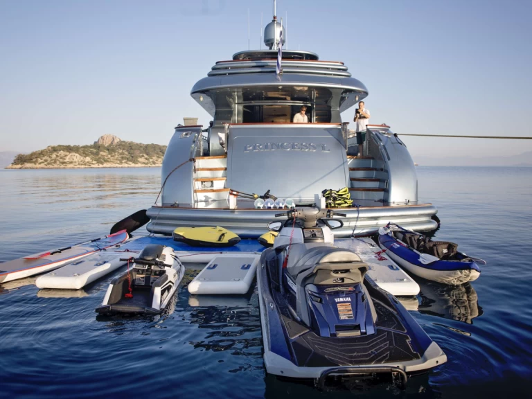 Pronájem lodi Piraeus lákavé ceny PRINCESS L