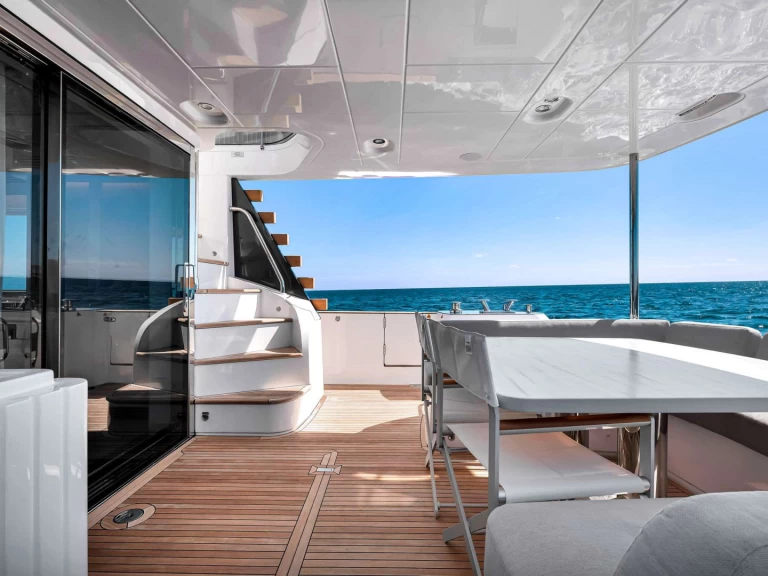 Pronájem lodi Azimut Knot Caught Slippin v Fort Lauderdale na Samboatu