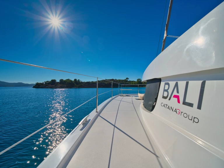 Pronájem lodi Gouvia lákavé ceny Bali Catsmart