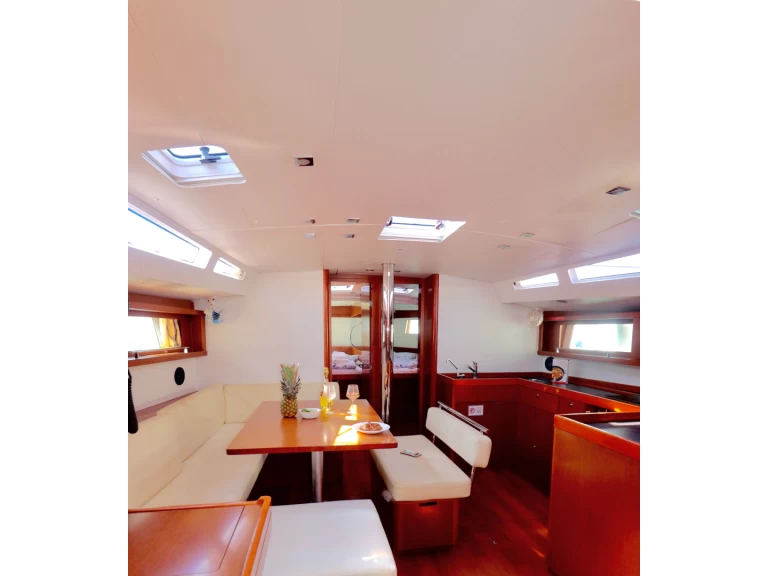 Pronájem Plachetnice v Kaštel Gomilica -Bénéteau Oceanis 48