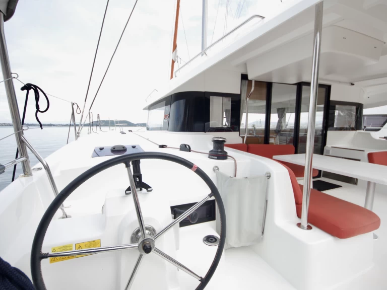 Excess Excess 14 jednotlivci a charterové společnosti v Preveza