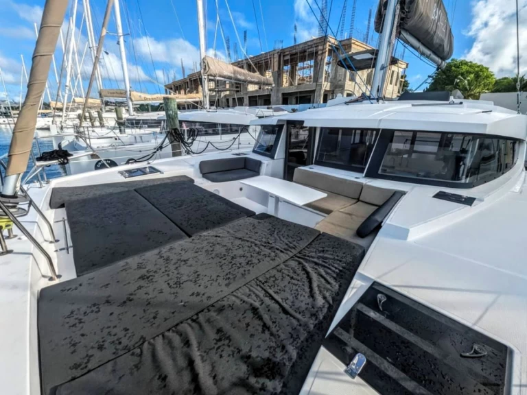 Pronajmout si Bali Bali 4.2 v Nassau