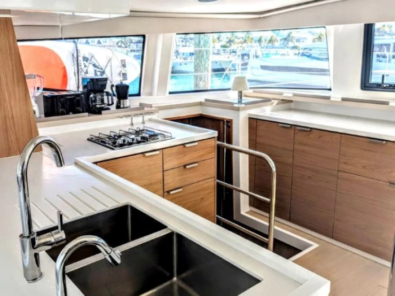 Pronajmout si Bali Bali 4.6 v Nassau