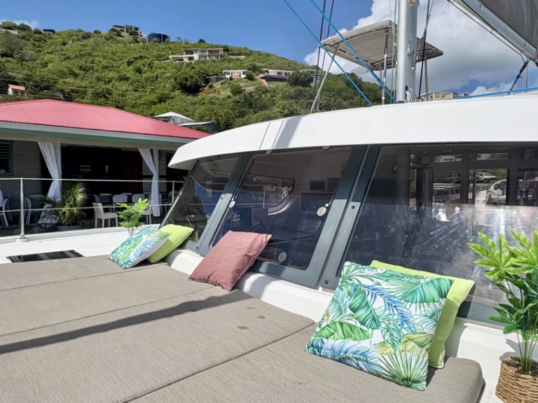 Pronajmout Katamarán se skipperem či ne Bali v Parham Town