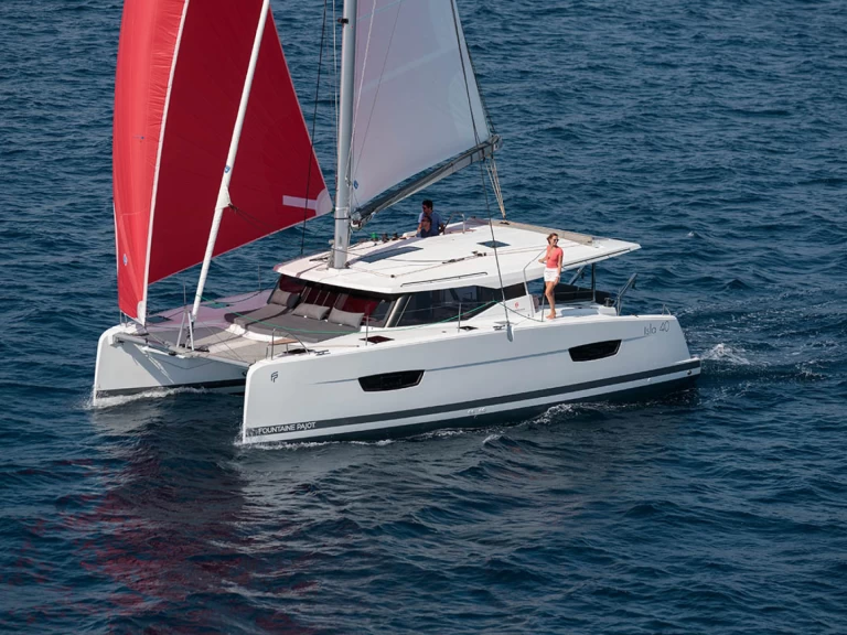 Pronájem lodi Fountaine Pajot Isla 40 v Alimos na Samboatu