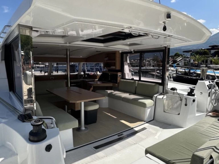 Pronájem jachty v Ðuraševići -Bali Bali Catsmart na Samboatu