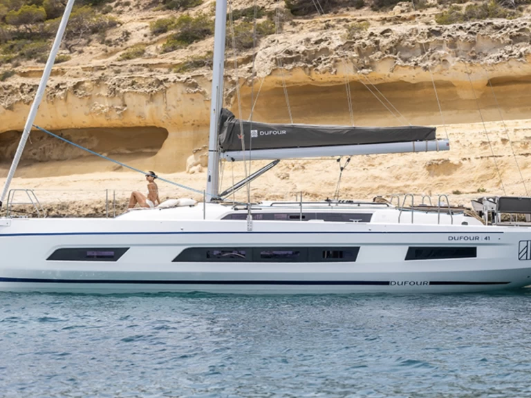 Plachetnice k pronájmu v Procida za nejlepší cenu