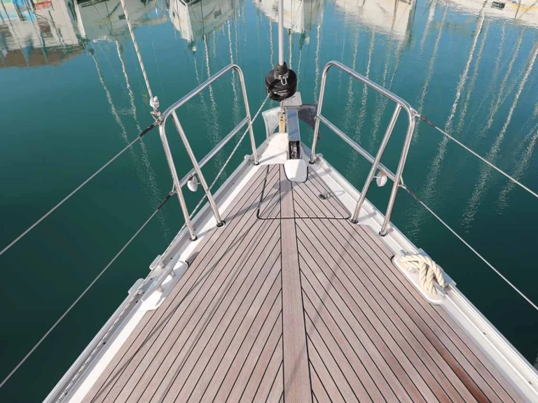 Pronájem lodi Bavaria Cruiser 37 v Pula na Samboatu