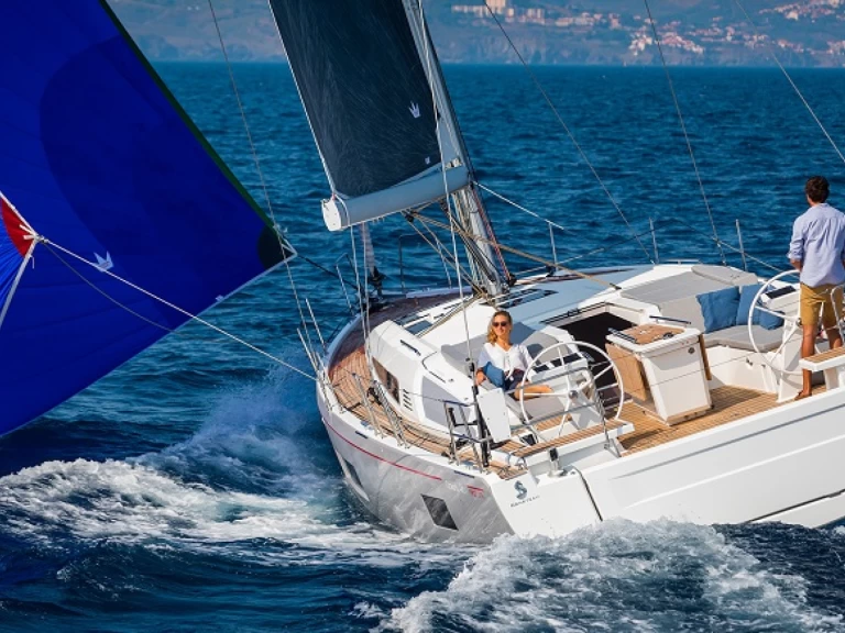 Pronájem lodi Bénéteau Oceanis 46.1 v Alimos na Samboatu