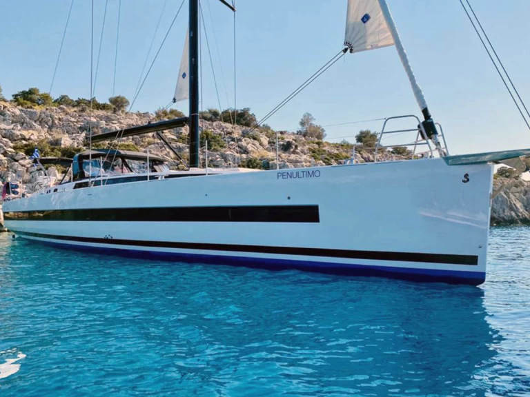Pronájem Plachetnice v Alimos -Bénéteau Oceanis Yacht 62