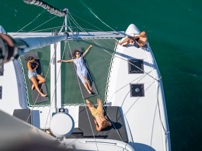 Pronájem lodi Lagoon Lagoon 43 v Nidri na Samboatu