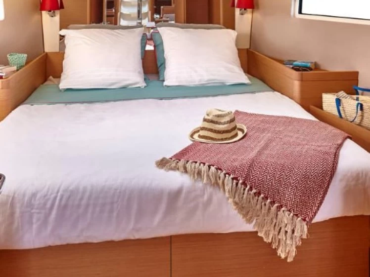 Pronájem Plachetnice Jeanneau s licencí