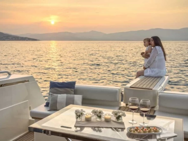 Pronájem Motorová loď v Toúrlos -Ferretti 53 FlyBridge 