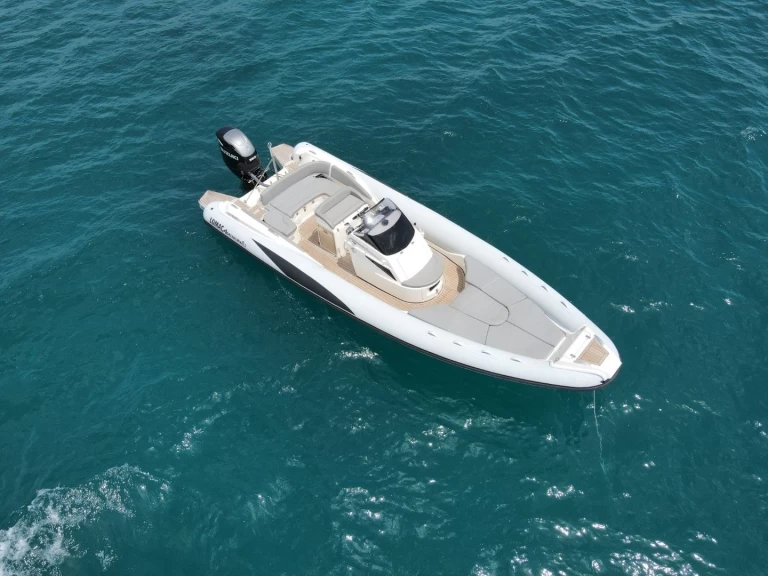 Pronájem lodi Ajaccio lákavé ceny Adrenalina 8.5