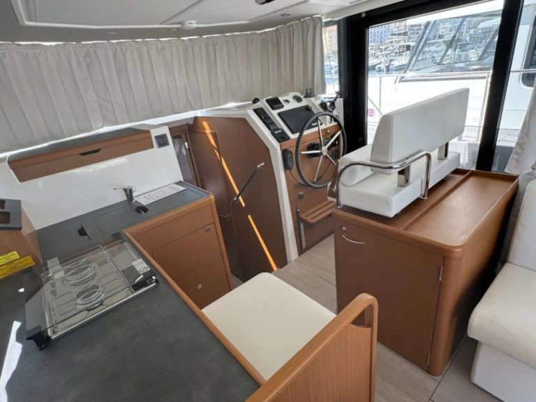 Pronájem lodi Bénéteau Swift Trawler 35 v Ajaccio na Samboatu