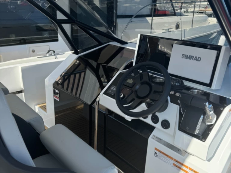 Pronájem jachty v Ajaccio -DE ANTONIO Yachts D33 CRUISER na Samboatu