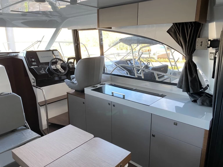 Pronájem lodi Bénéteau ANTARES 11 OB FLY v Ajaccio na Samboatu