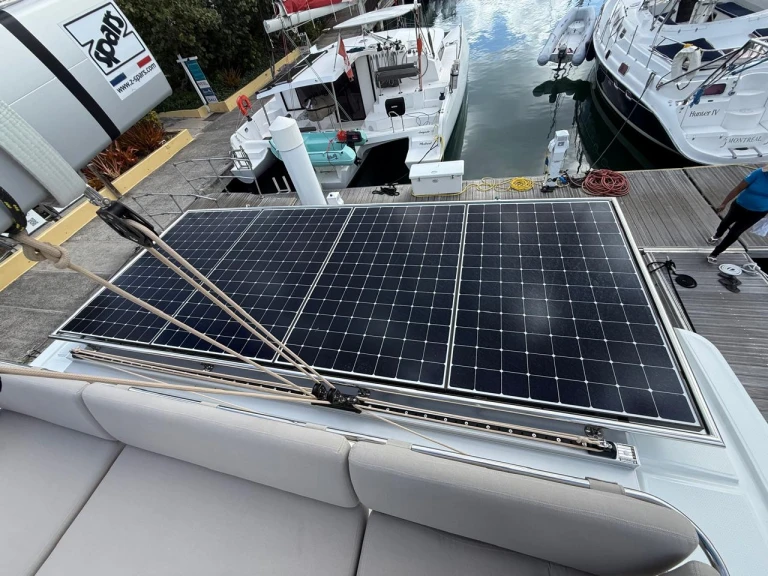 Fountaine Pajot Tanna 47 jednotlivci a charterové společnosti v Road Town