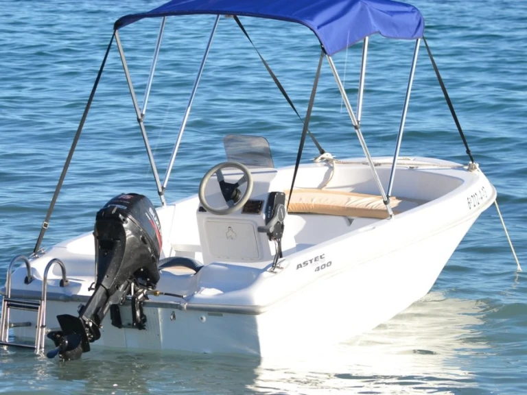 Pronájem lodi Malaga lákavé ceny 400