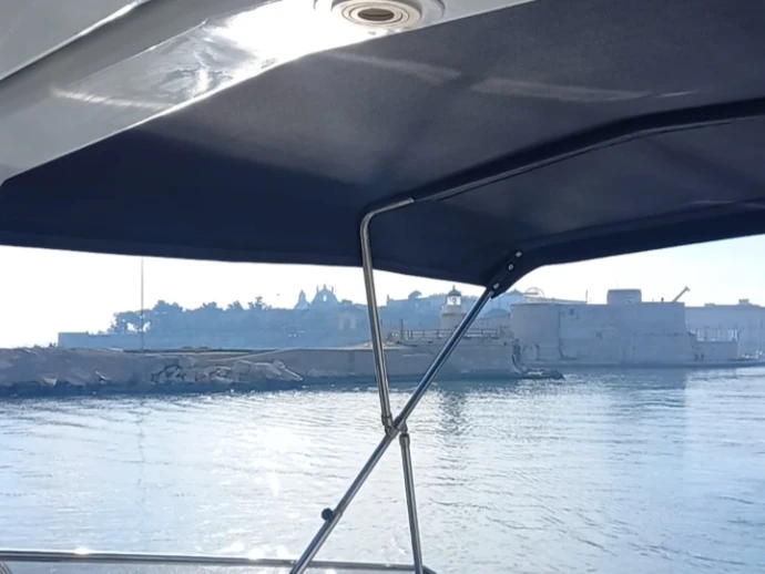 Pronajmout si Mochi Craft 47 v Bisceglie