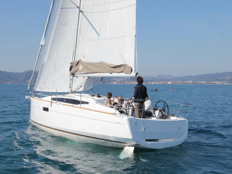 Pronájem Plachetnice v Port-Haliguen -Jeanneau Sun Odyssey 349