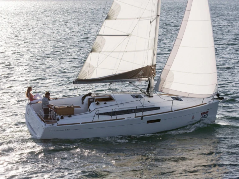 Pronájem lodi Jeanneau Sun Odyssey 349 v Port-Haliguen na Samboatu