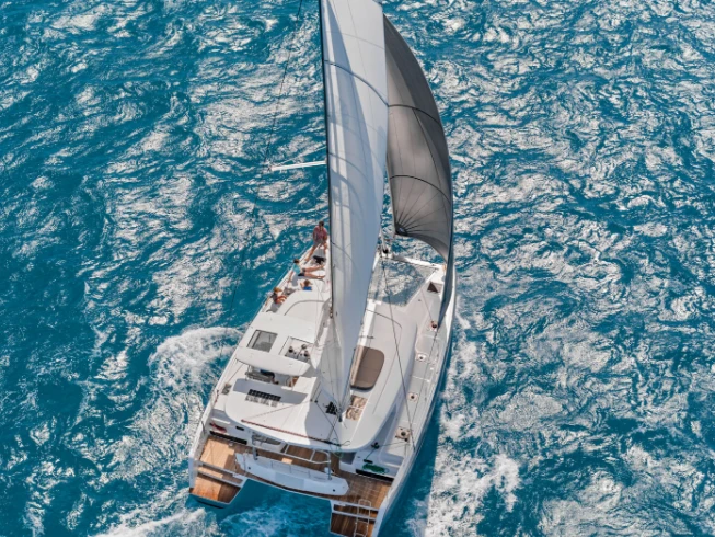 Pronajmout si Lagoon 42 v Ibiza Town