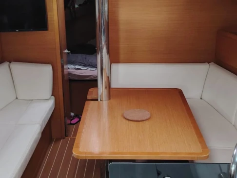 Pronájem lodi Port-Haliguen lákavé ceny Sun Odyssey 379