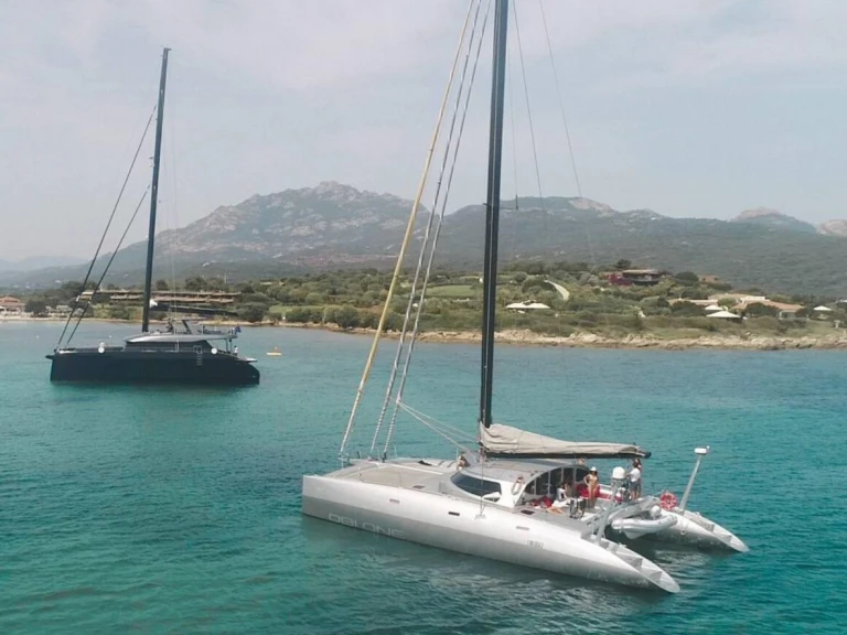 Pronájem lodi Francie lákavé ceny Carrera 57