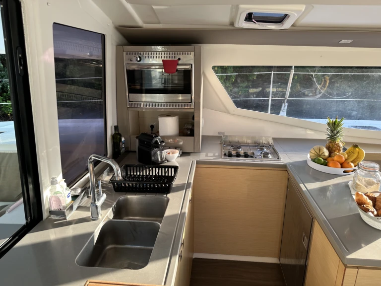 Pronájem lodi Fountaine Pajot Helia 44 v Pointe-à-Pitre na Samboatu