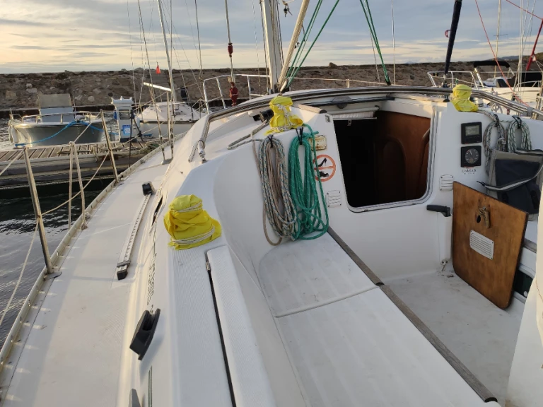 Pronájem lodi Arzon lákavé ceny Oceanis 321