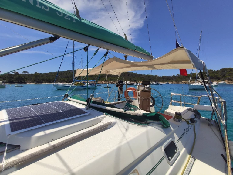 Pronájem Plachetnice v Arzon -Bénéteau Oceanis 321