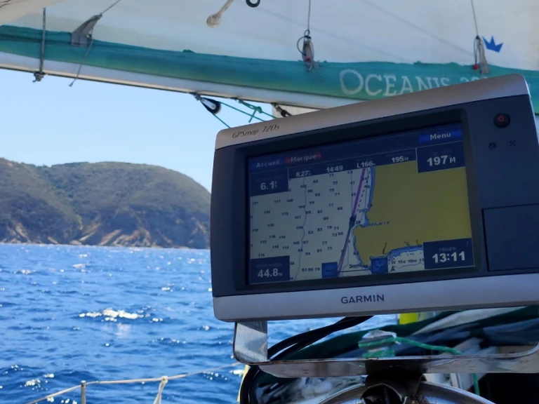 Pronájem lodi Bénéteau Oceanis 321 v Arzon na Samboatu