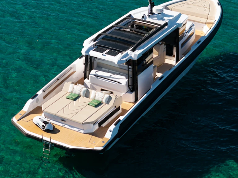 Pronajmout Motorová loď se skipperem či ne Technohull v Olympic Marine