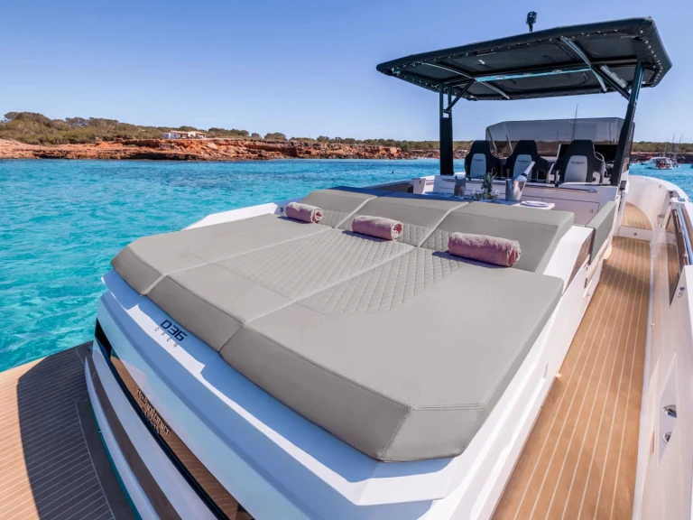 Pronájem lodi De Antonio d36 v Alyki na Samboatu