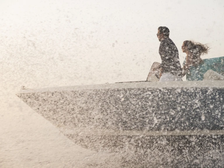 Pronájem jachty v Fornells -Invictus  200SX na Samboatu