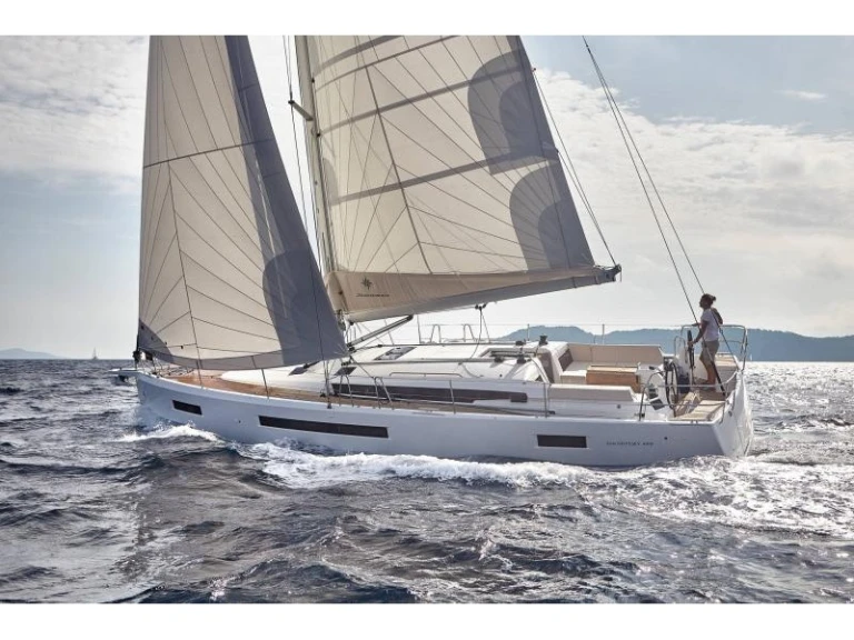 Pronájem jachty v Keramotí -Jeanneau Sun Odyssey 490 na Samboatu
