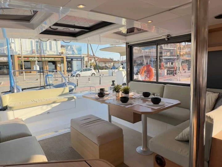 Pronájem lodi Preveza lákavé ceny Bali Catsmart