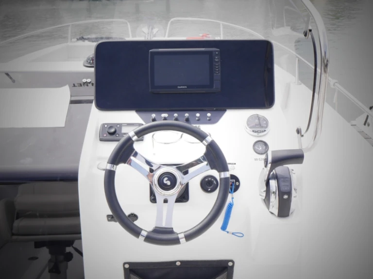 Pronájem lodi Bénéteau Flyer 8 v La Baule-Escoublac na Samboatu