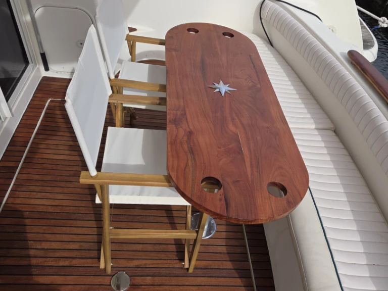 Pronájem lodi Jeanneau Prestige 36 Fly v Toulon na Samboatu