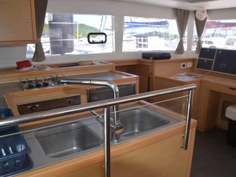 Pronájem jachty v Gouvia -Lagoon Lagoon 450 Sport Top na Samboatu