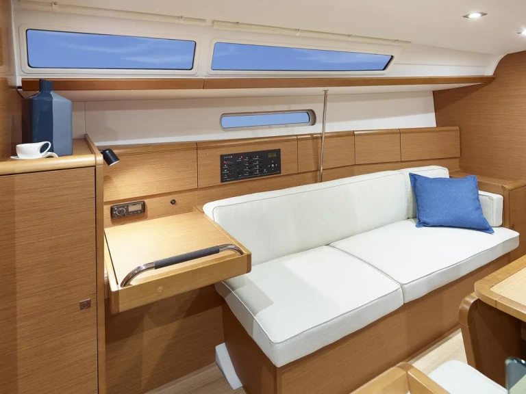Pronájem lodi Jeanneau Sun Odyssey 389 v Biograd Na Moru na Samboatu