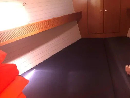 Bavaria Bavaria 43 Cruiser jednotlivci a charterové společnosti v Nea Peramos