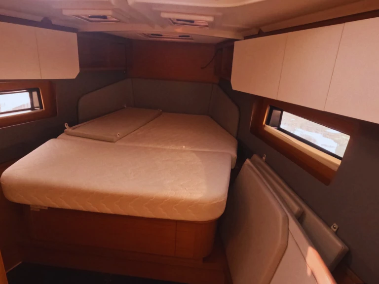 Pronajmout si Dufour Dufour 41 v Procida