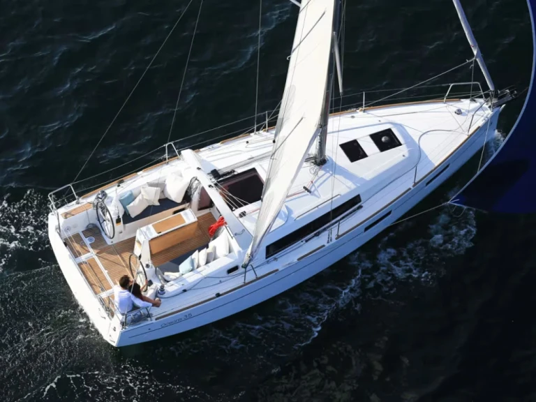 Pronájem lodi Bénéteau Oceanis 35 v Furnari na Samboatu