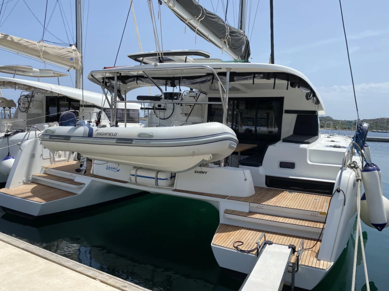 Pronajmout si Lagoon Lagoon 42 v San Teodoro