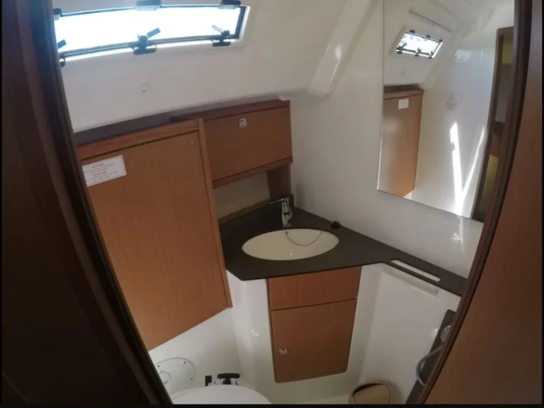 Plachetnice k pronájmu v Lefkáda za nejlepší cenu